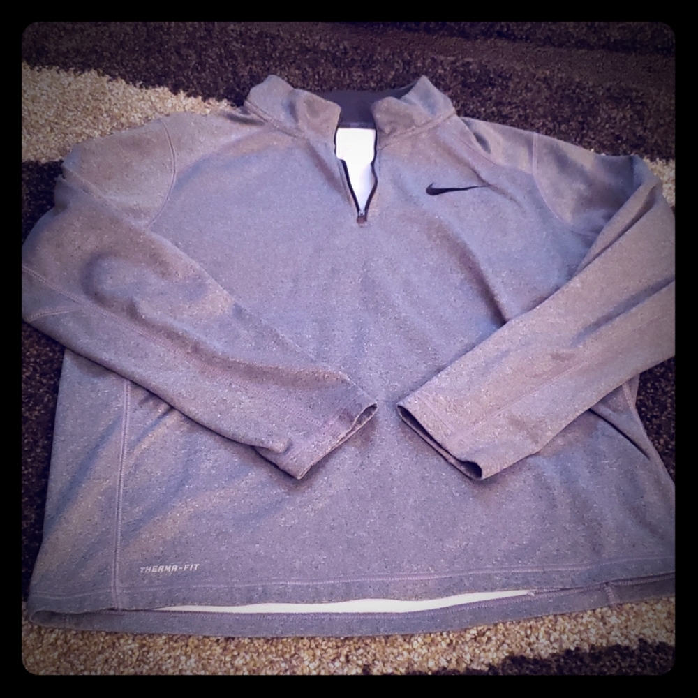 NIKE 1/4 ZIP PULLOVER